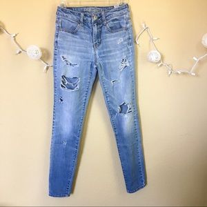 HIGH WAISTED DISTRESSED AEO SKINNY JEANS
